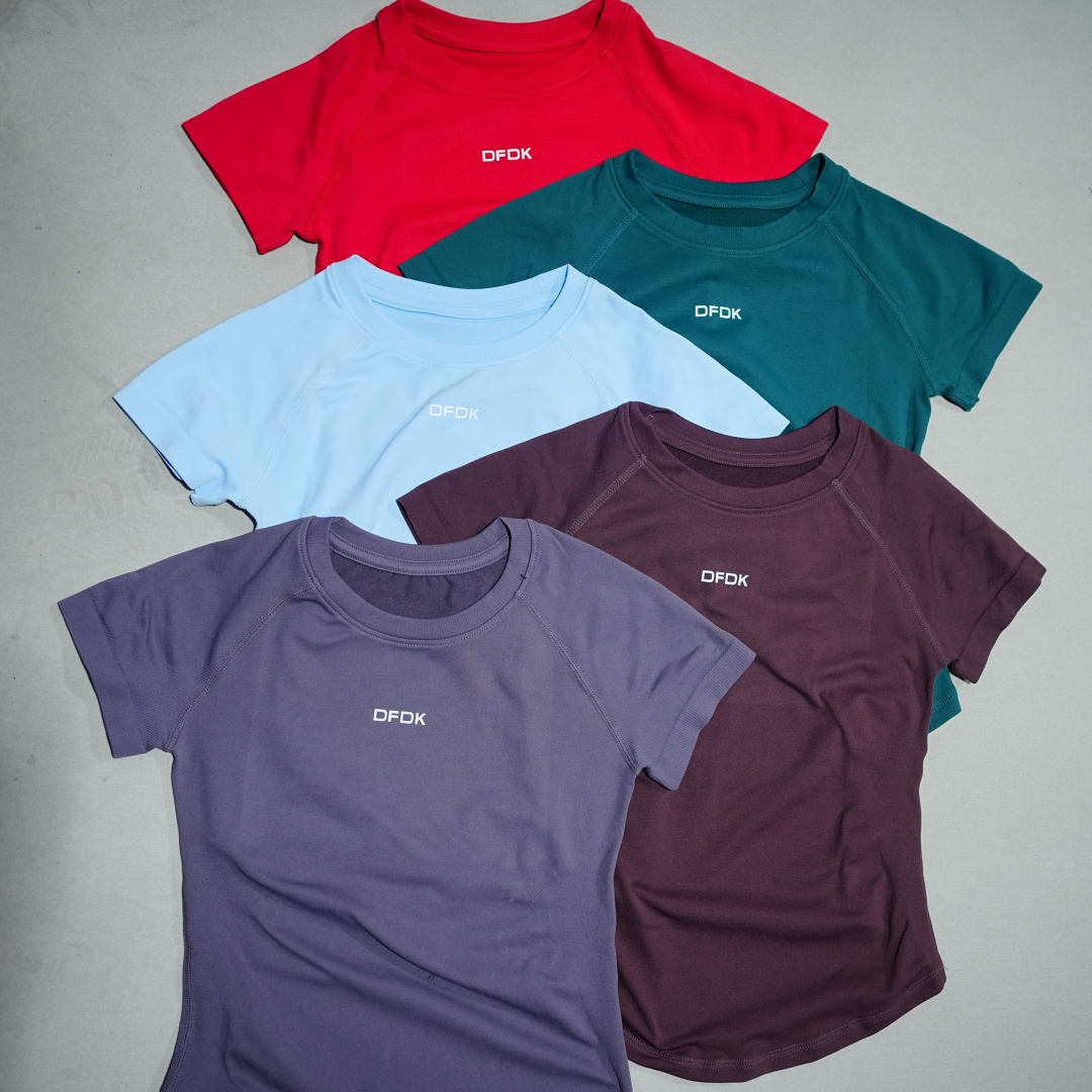 Winter Yoga Clothing - FDK Nuova Collezione Top Sportivo Elastico