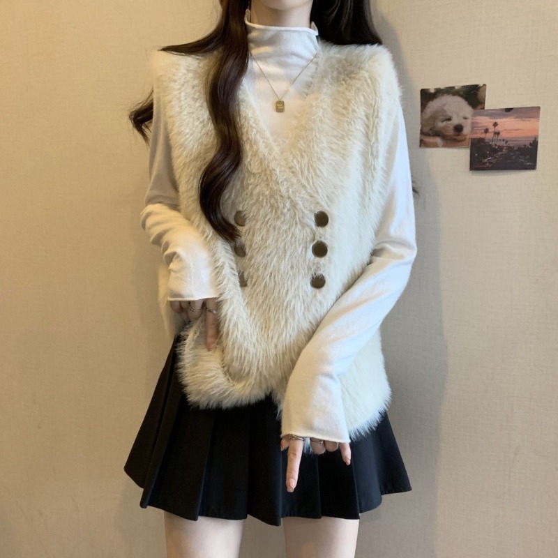Gilet in maglia per le donne C - Winter Clothing Trends 2025 Women'S recensione e prezzo