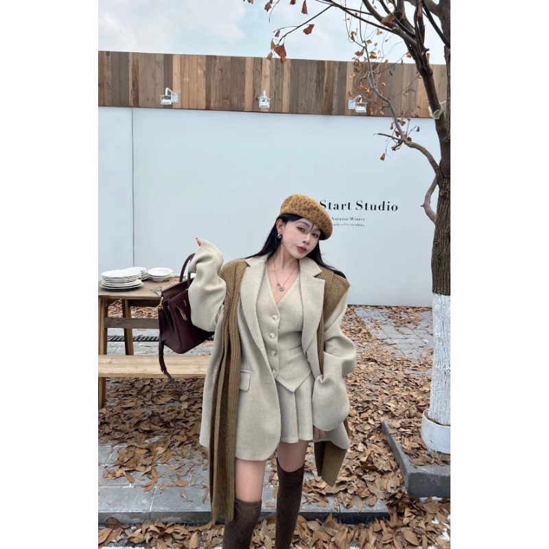 Shpmishal Set Tre Pezzi di Alt - Winter Clothing Design recensione e prezzo