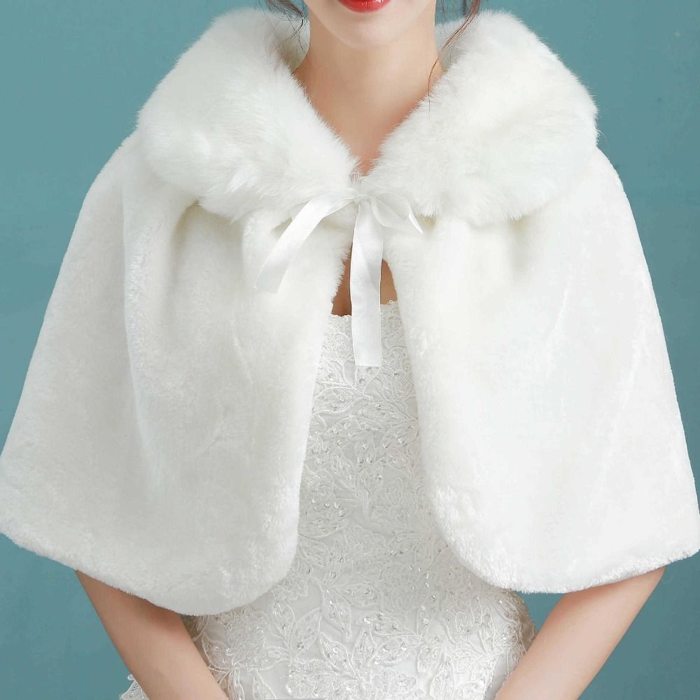 Stola avvolgente in peluche ad - Winter Clothing Design recensione e prezzo