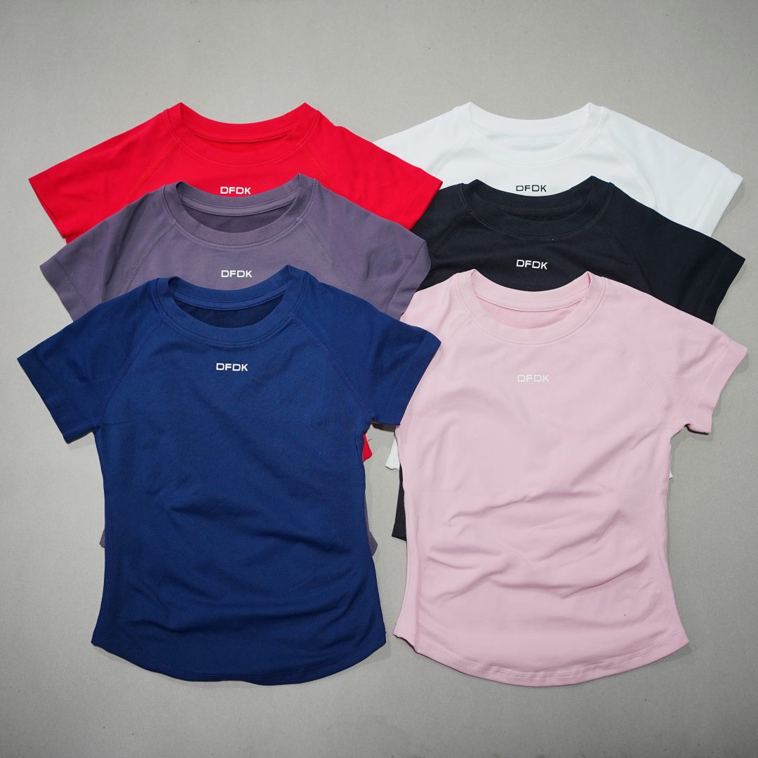 DFDK T-shirt elastica da donna - Winter Yoga Clothing recensione e prezzo