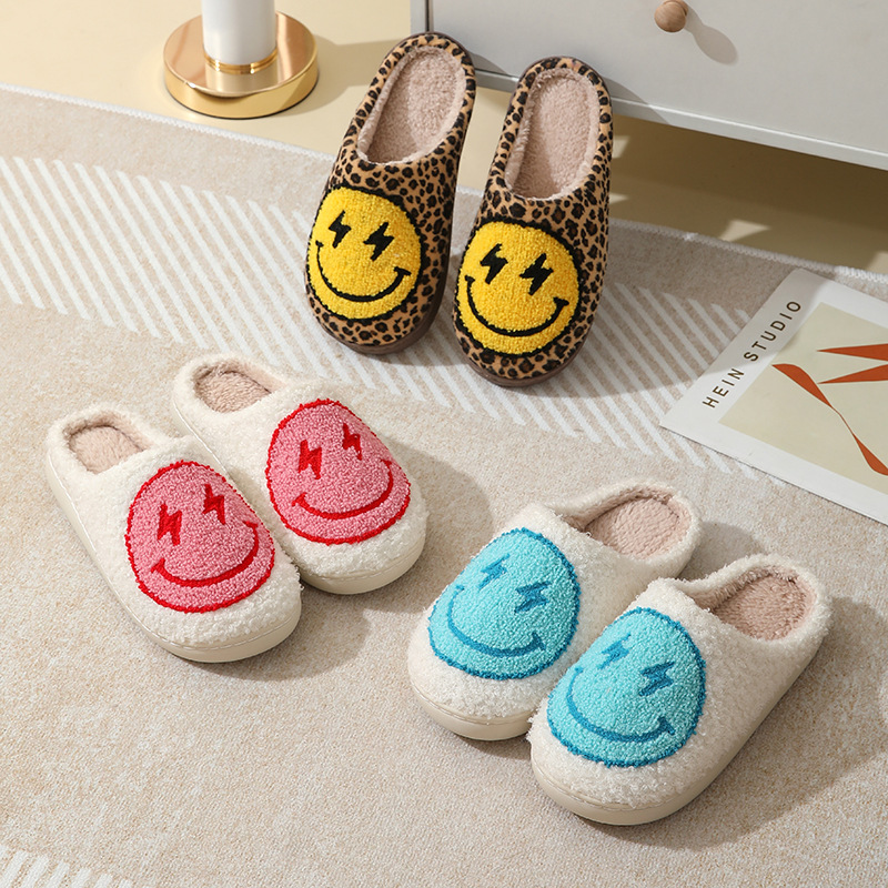 Pantofole da casa con stampa l - Winter Clothing Material recensione e prezzo