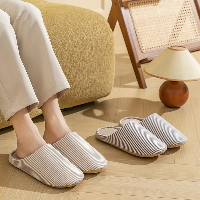 Autunno nuove pantofole giappo - Winter Clothing Material recensione e prezzo